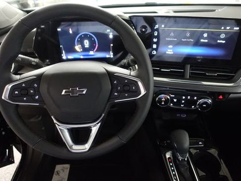 New 2026 Chevrolet Trax ACTIV FWD image 11