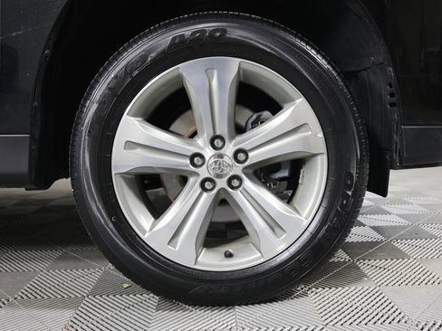 Used 2013 Toyota Highlander Limited image 6