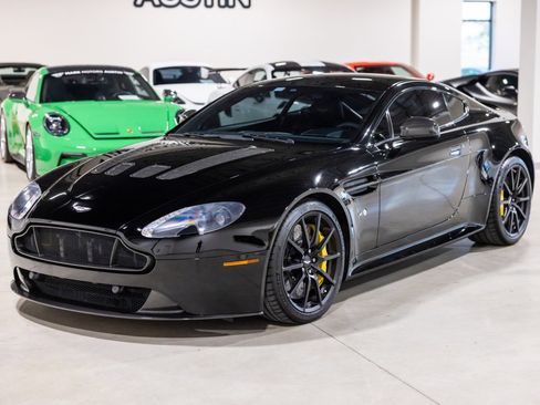 Used 2016 Aston Martin V12 Vantage S image 12
