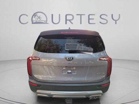 Certified 2021 Kia Telluride EX w/ EX Premium Package FWD image 15