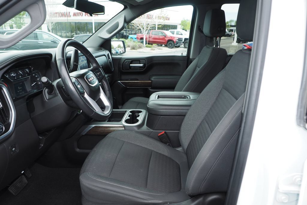 Used 2022 GMC Sierra 1500 Elevation w/ Driver Alert Package I AWD/4WD image 13