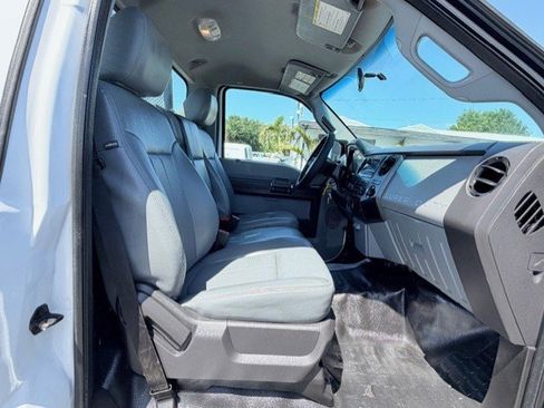 Used 2015 Ford F250 XL w/ Power Equipment Group image 18