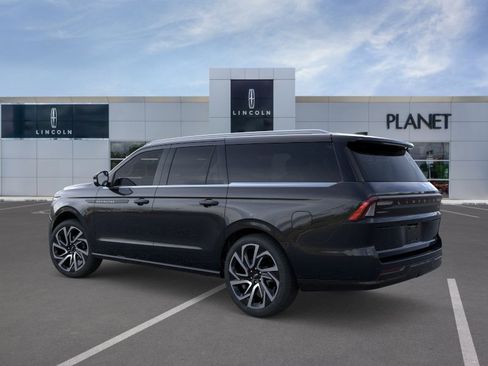 New 2026 Lincoln Navigator L Black Label image 4