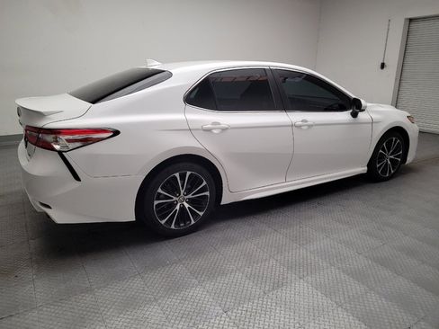 Used 2020 Toyota Camry SE w/ Convenience Package image 10