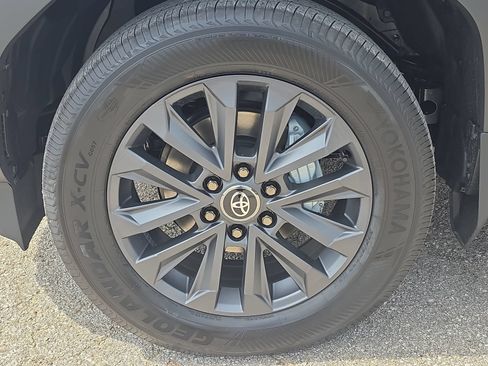 New 2027 Toyota Land Cruiser AWD/4WD image 28