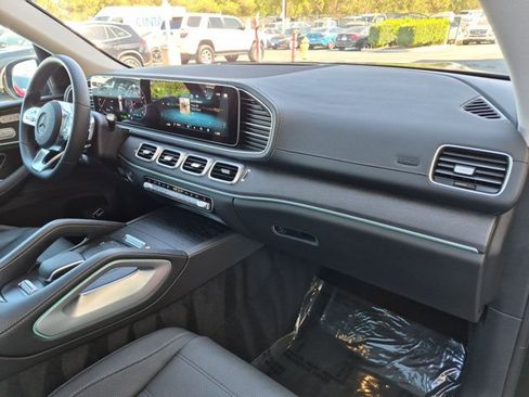 Used 2023 Mercedes-Benz GLS 580 4MATIC image 25
