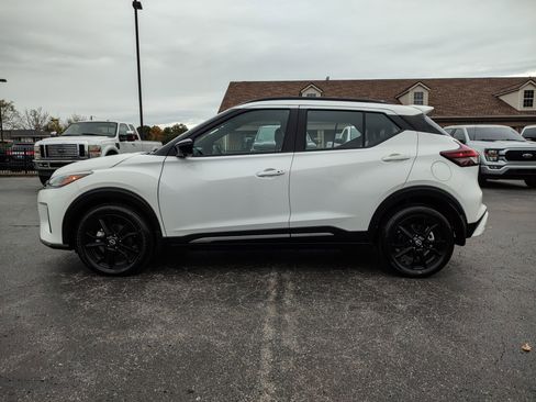 Used 2024 Nissan Kicks SR w/ SR Premium Package image 22