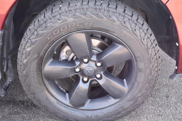 Used 2019 RAM 1500 Express w/ Wheel & Sound Group AWD/4WD image 46