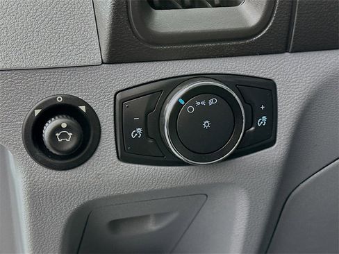 Used 2015 Ford Transit 250 148 Low Roof image 10
