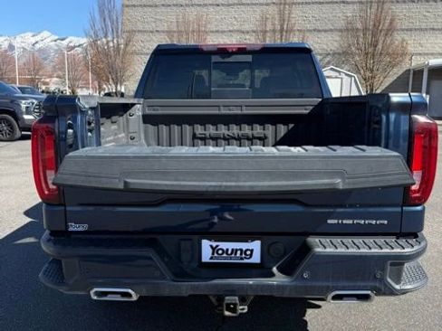 Used 2022 GMC Sierra 1500 Denali w/ Denali Reserve Package image 9