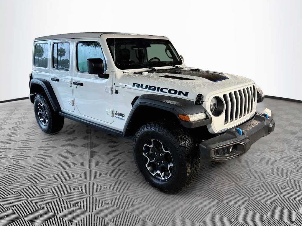 Used 2022 Jeep Wrangler Unlimited Rubicon 4xe w/ Cold Weather Group AWD/4WD image 4