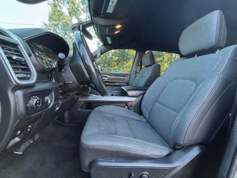 Used 2022 RAM 1500 Big Horn RWD image 10