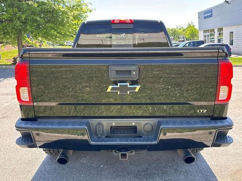 Used 2018 Chevrolet Silverado 1500 LTZ Z71 w/ LTZ Plus Package AWD/4WD image 3