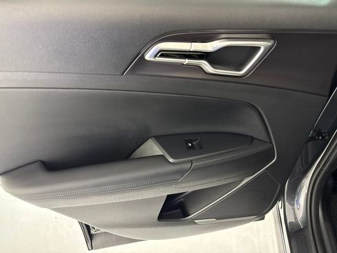 New 2026 Kia Sportage EX FWD image 23