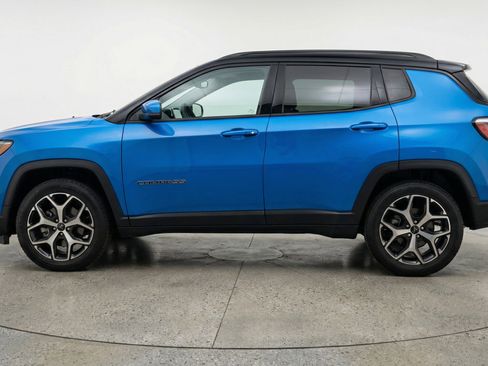 Used 2025 Jeep Compass Limited image 5