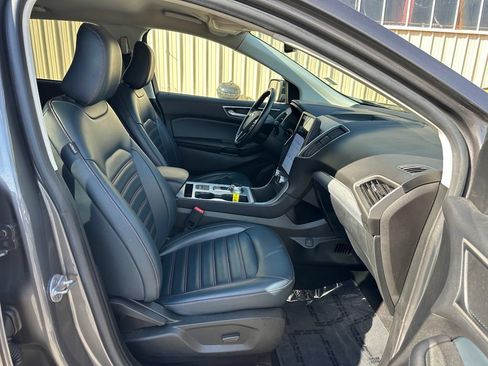 Used 2022 Ford Edge SEL w/ Sport Appearance Package AWD/4WD image 16