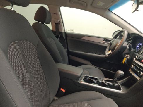 Used 2019 Hyundai Sonata SE FWD image 21
