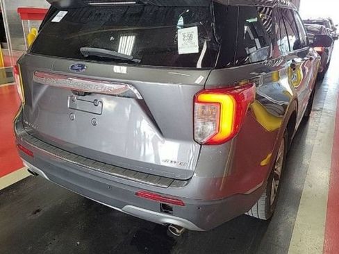 Used 2022 Ford Explorer Limited AWD/4WD image 8