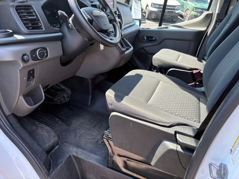 Certified 2025 Ford Transit 250 Low Roof w/ Exterior Upgrade Package RWD image 10