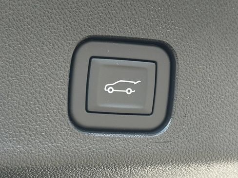 New 2026 GMC Acadia Elevation w/ Elevation Premium Package AWD/4WD image 44