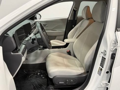 Used 2024 Hyundai Kona SEL AWD/4WD image 14