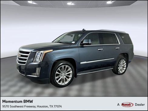 Used 2019 Cadillac Escalade Luxury image 1