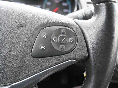 Used 2017 Chevrolet Impala LT image 20