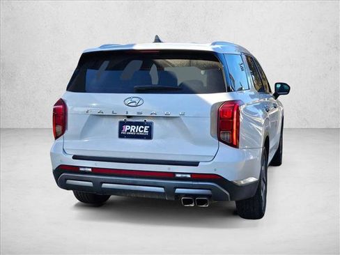 Used 2023 Hyundai Palisade Limited w/ Cargo Package image 4