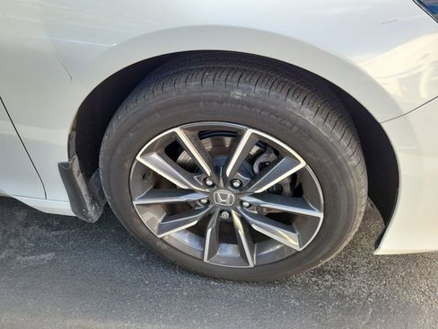 Used 2021 Honda Accord EX-L image 9