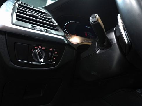 Used 2024 BMW X4 M40i w/ Premium Package image 23