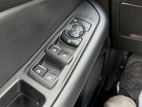 Used 2024 Ford Edge SEL w/ Convenience Package image 26