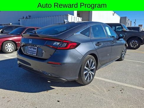 Used 2023 Honda Civic EX-L image 11