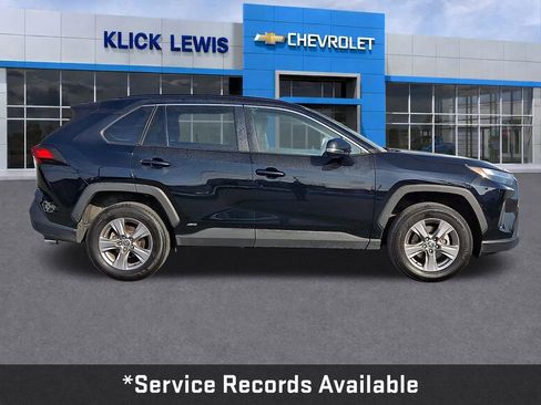 Used 2023 Toyota RAV4 XLE image 9