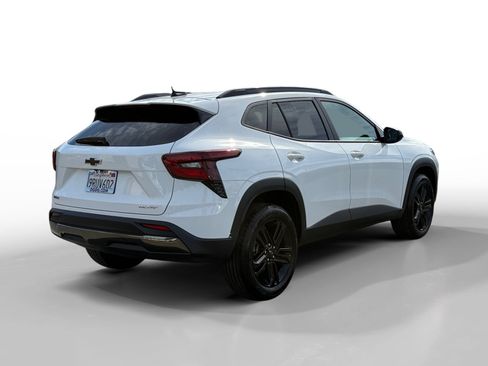 Used 2025 Chevrolet Trax ACTIV image 5