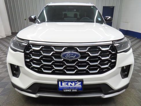 Used 2025 Ford Explorer Platinum w/ LUX Leather Package AWD/4WD image 55