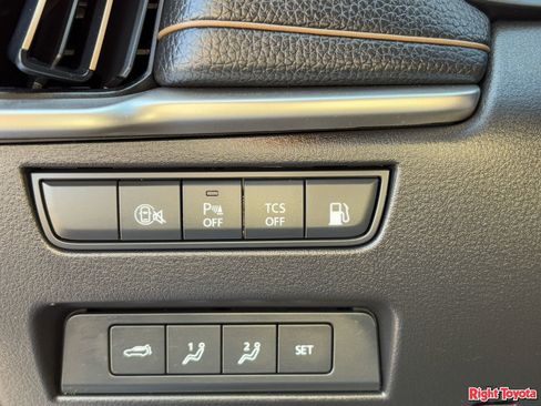 Used 2025 MAZDA CX-70 Plug-In Hybrid w/ Premium Pkg image 29