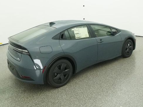 New 2026 Toyota Prius SE image 34