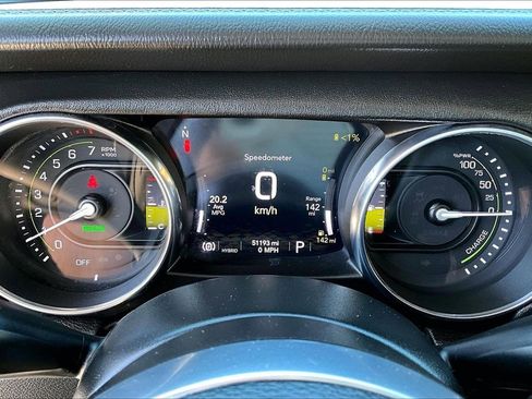 Used 2023 Jeep Wrangler Unlimited Sahara w/ Cold Weather Group AWD/4WD image 15