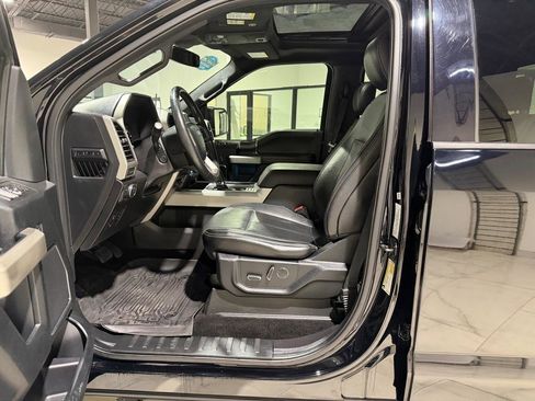Used 2018 Ford F150 Lariat w/ Equipment Group 502A Luxury image 20