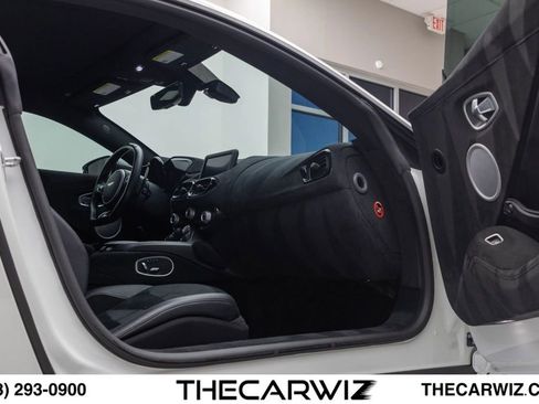 Used 2019 Aston Martin V8 Vantage Coupe RWD image 73