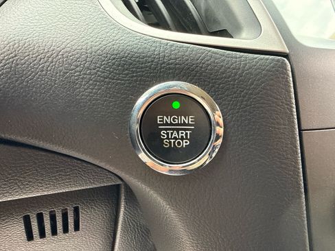 Used 2017 Ford Edge SEL w/ Equipment Group 201A FWD image 19