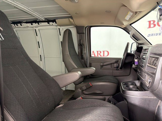Used 2020 GMC Savana 2500 w/ Driver Convenience Package RWD image 30