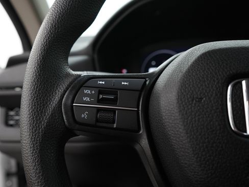 Used 2023 Honda Accord LX image 23