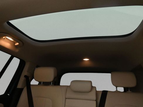 Used 2020 Mercedes-Benz GLB 250 image 18