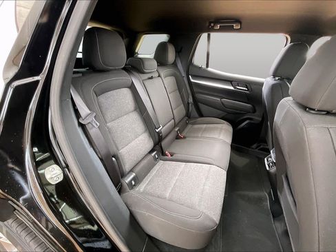 Used 2025 GMC Terrain Elevation AWD/4WD image 19