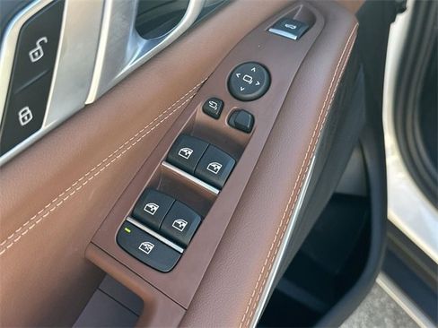 Used 2023 BMW X5 xDrive40i w/ Premium Package image 23