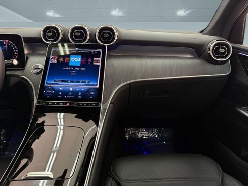 Certified 2025 Mercedes-Benz GLC 350e 4MATIC image 30