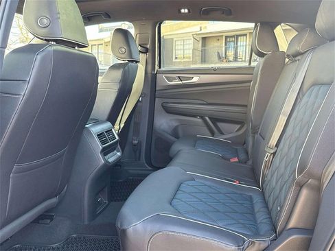 New 2026 Volkswagen Atlas Cross Sport SEL Premium R-Line AWD/4WD image 24