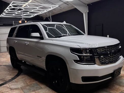 Used 2017 Chevrolet Tahoe LS w/ All-Season Package RWD image 5