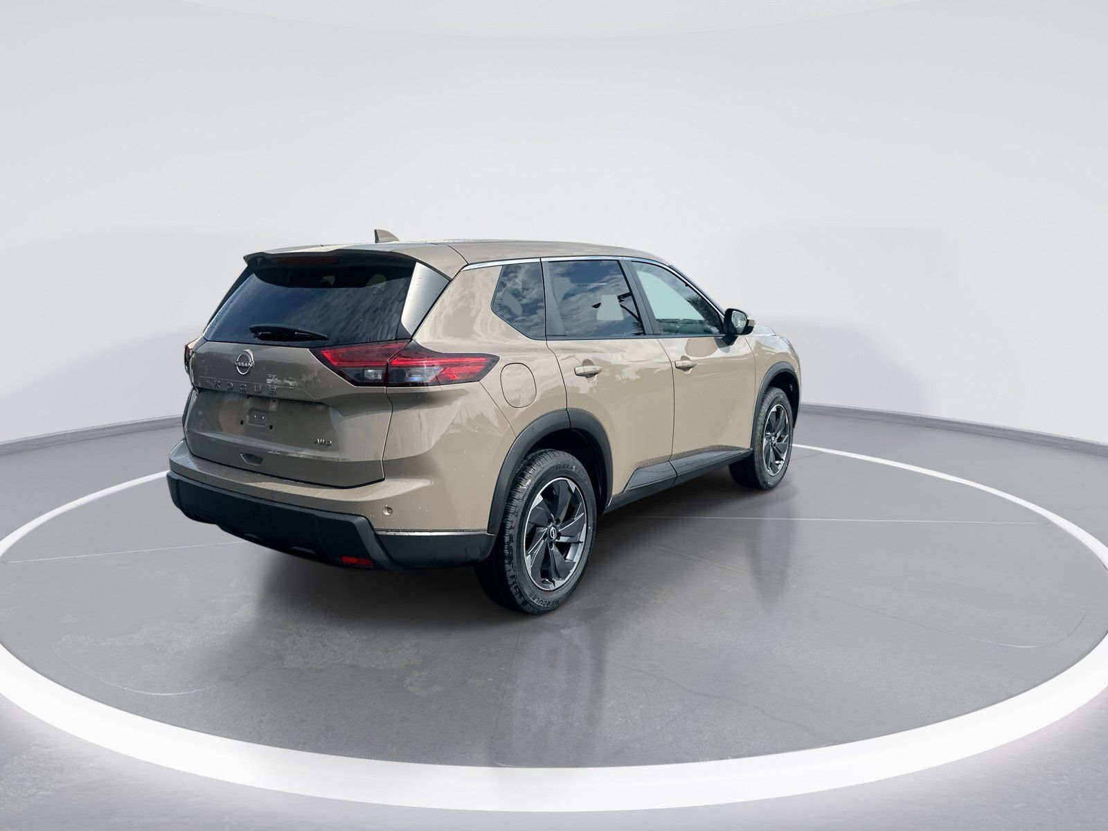 Used 2025 Nissan Rogue SV AWD/4WD image 9